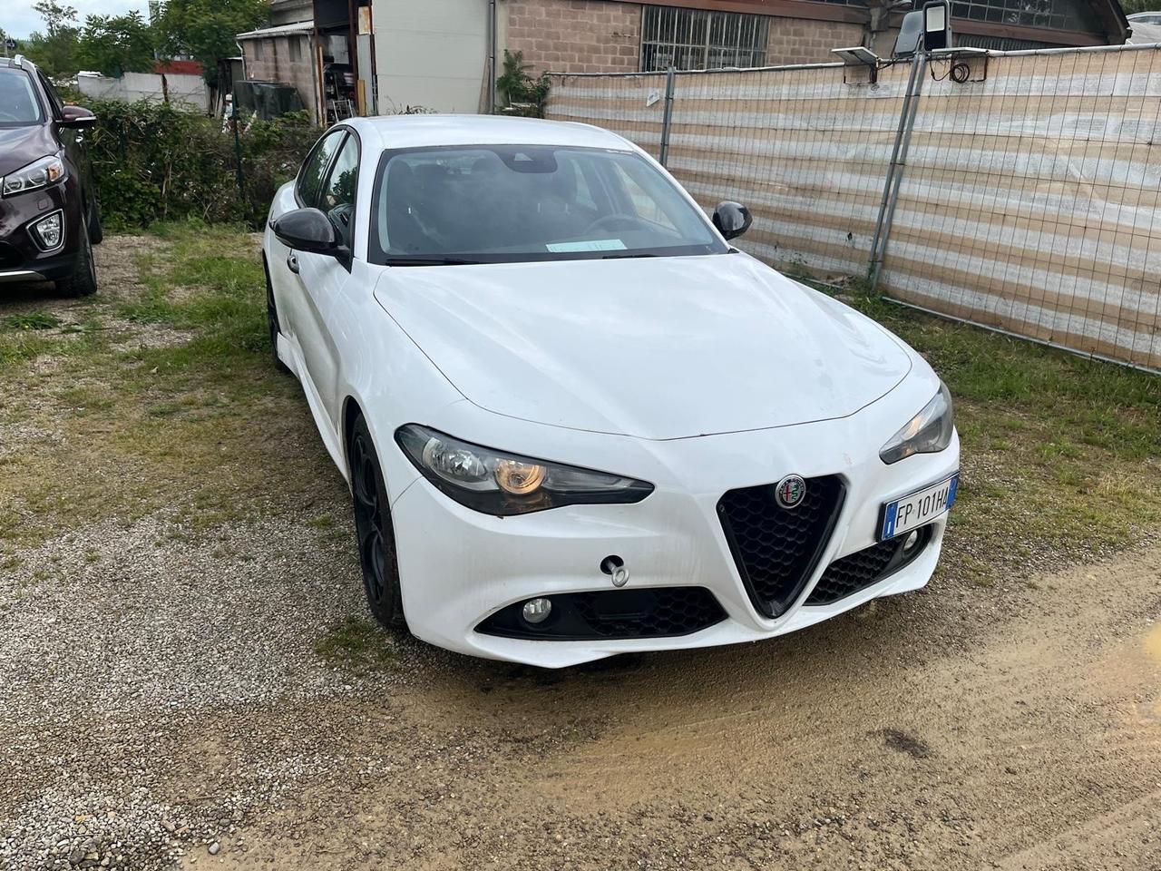 Alfa Romeo Giulia 2.2 Turbodiesel 150 CV AT8 Business