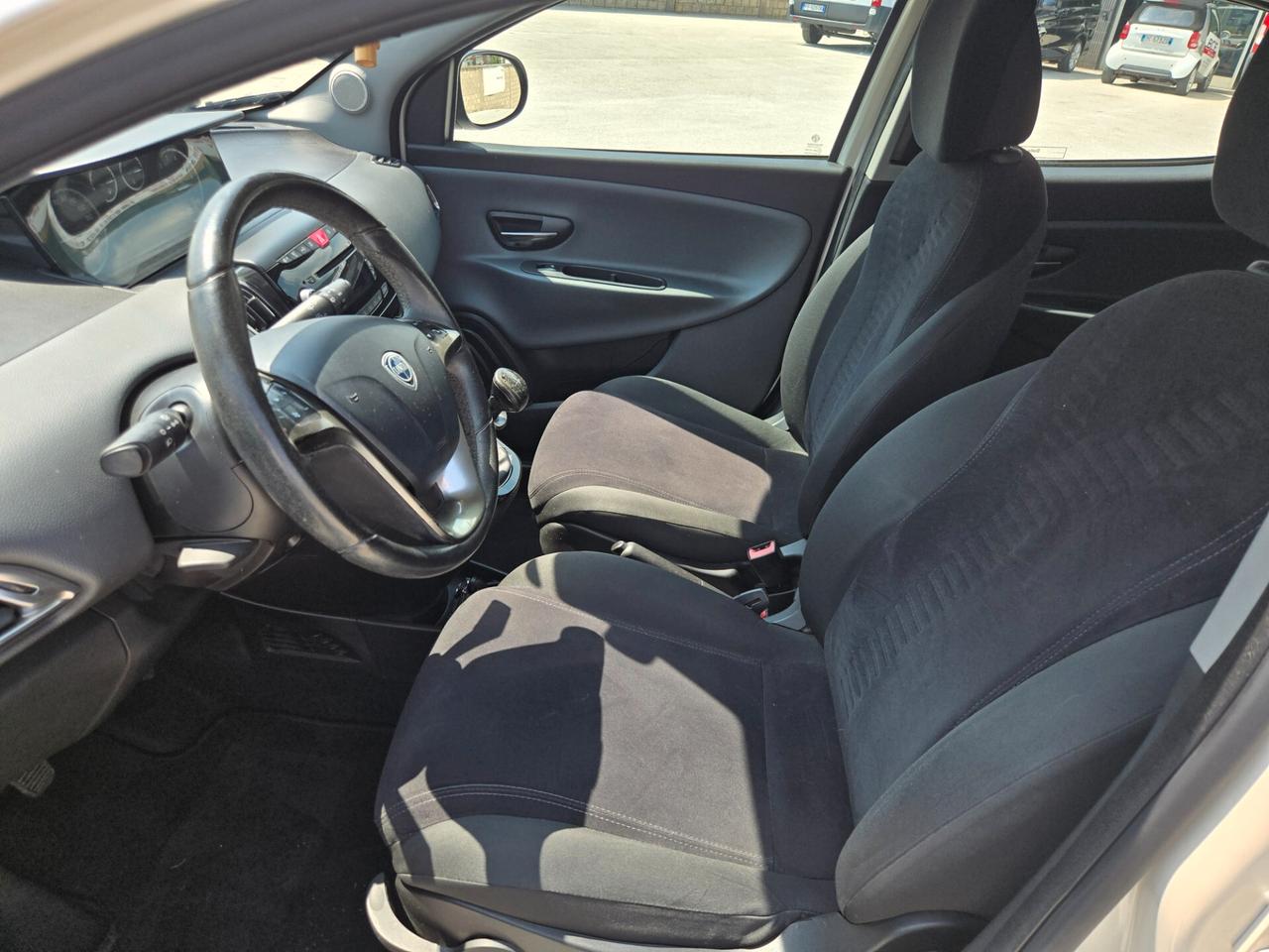 Lancia Ypsilon 1.2 69 CV 5 porte GPL Ecochic Gold