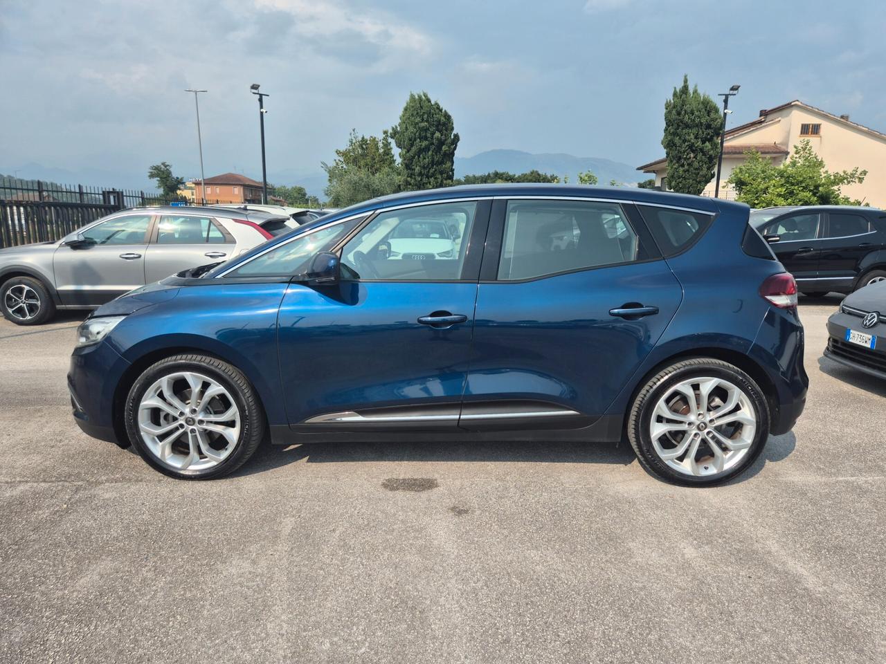 Renault Scenic Blue dCi 120 CV EDC Intens N1