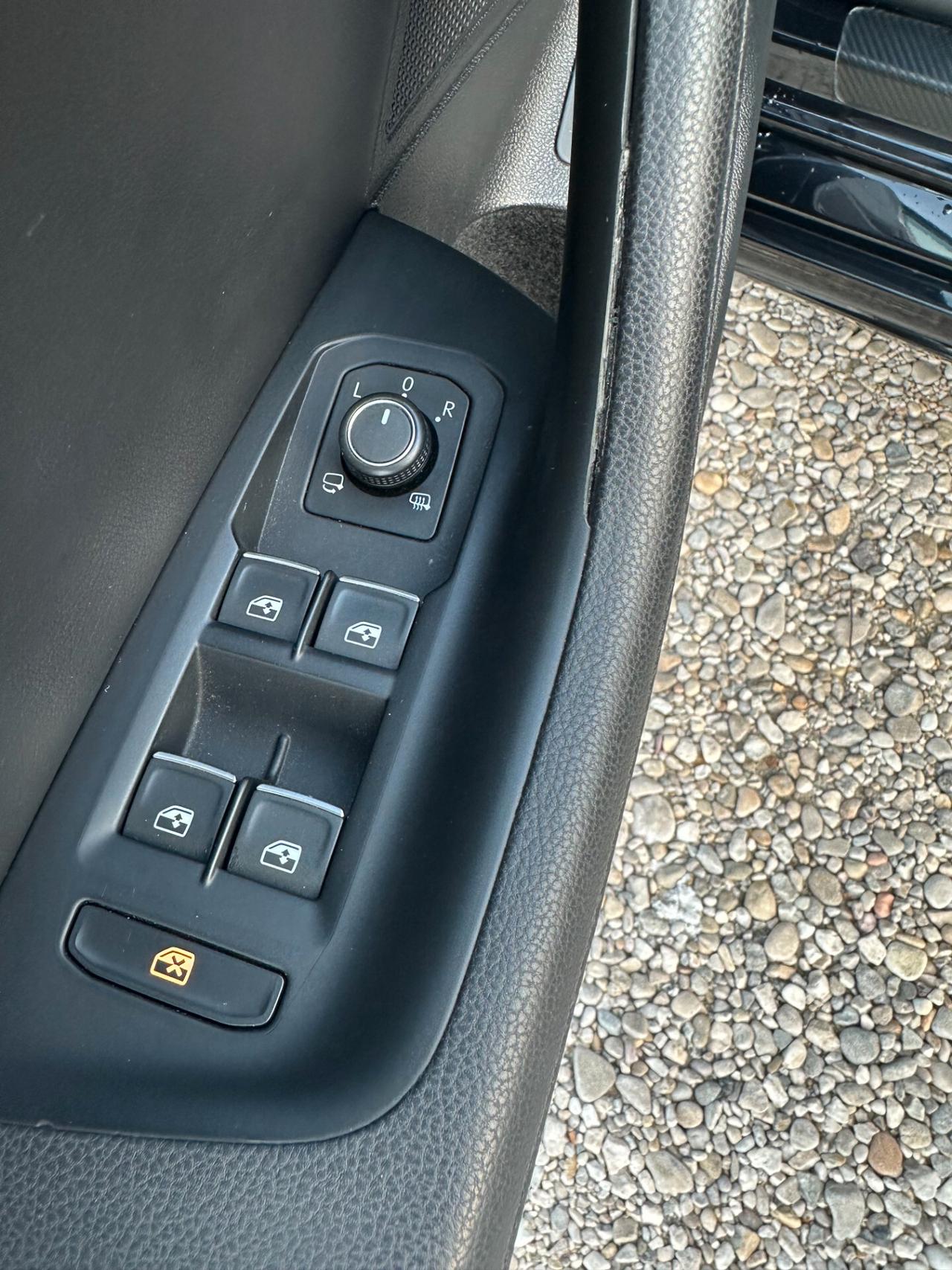 Volkswagen Passat Variant 2.0 TDI 190 CV 4MOTION DSG Highline BMT