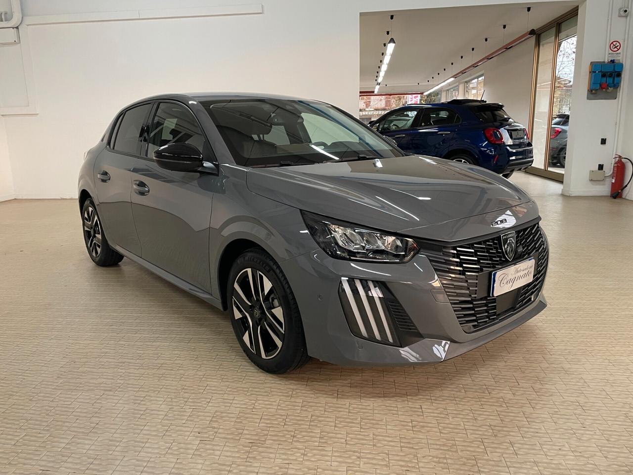 Peugeot 208 100cv 5 p. Allure 2025 Telecamera 360° Navi Sensori