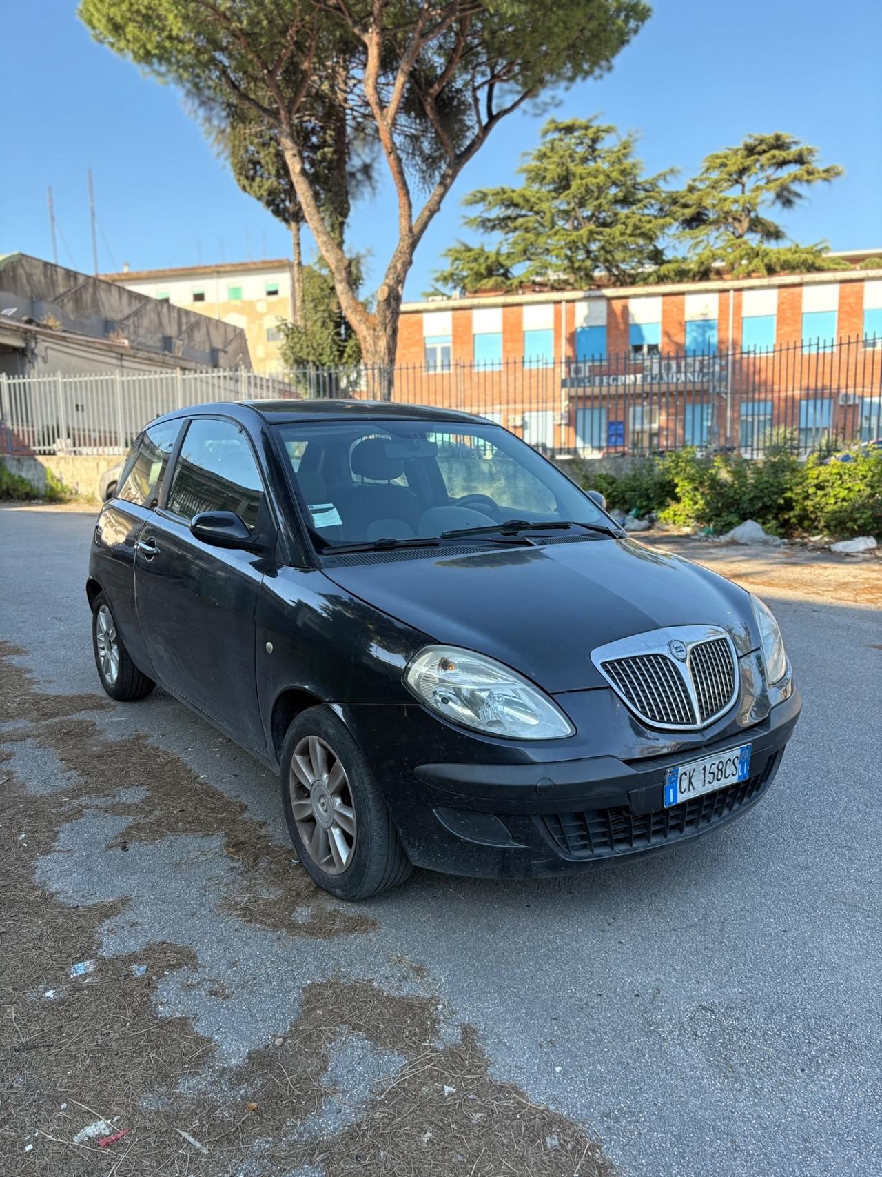 Lancia Ypsilon 1.2cc Benzina GPL