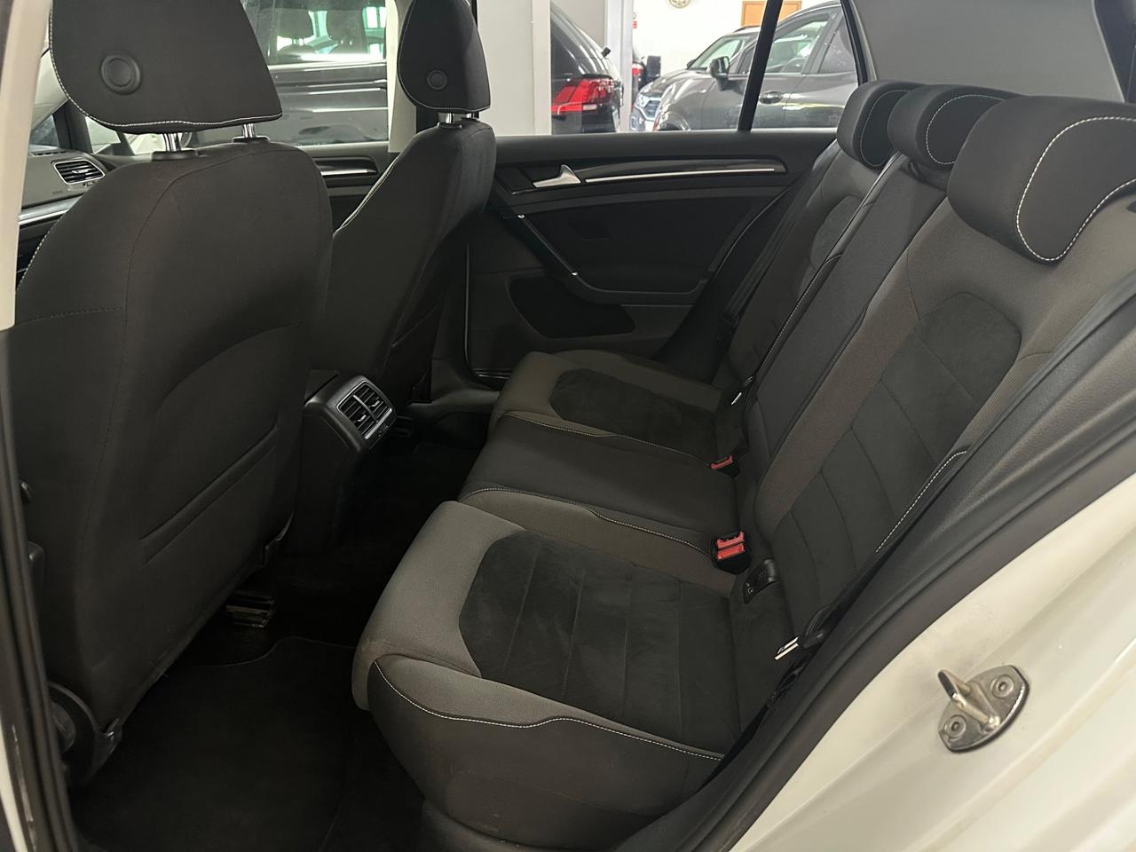 Volkswagen Golf 7 1.6 TDI (110) Highline 2015