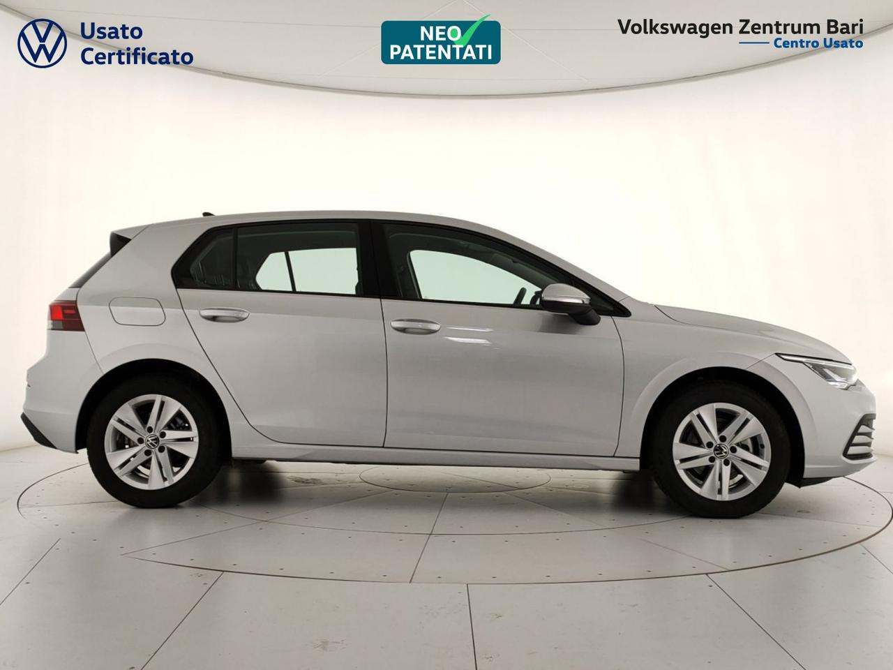 Volkswagen Golf 1.0 etsi evo life 110cv dsg