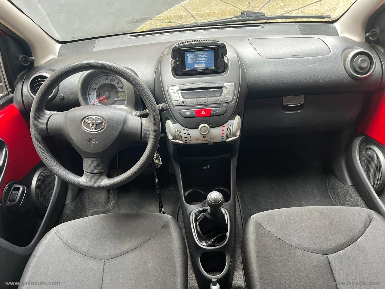 TOYOTA Aygo 1.0 12V VVT-i 5p. Cool Soda Conn.