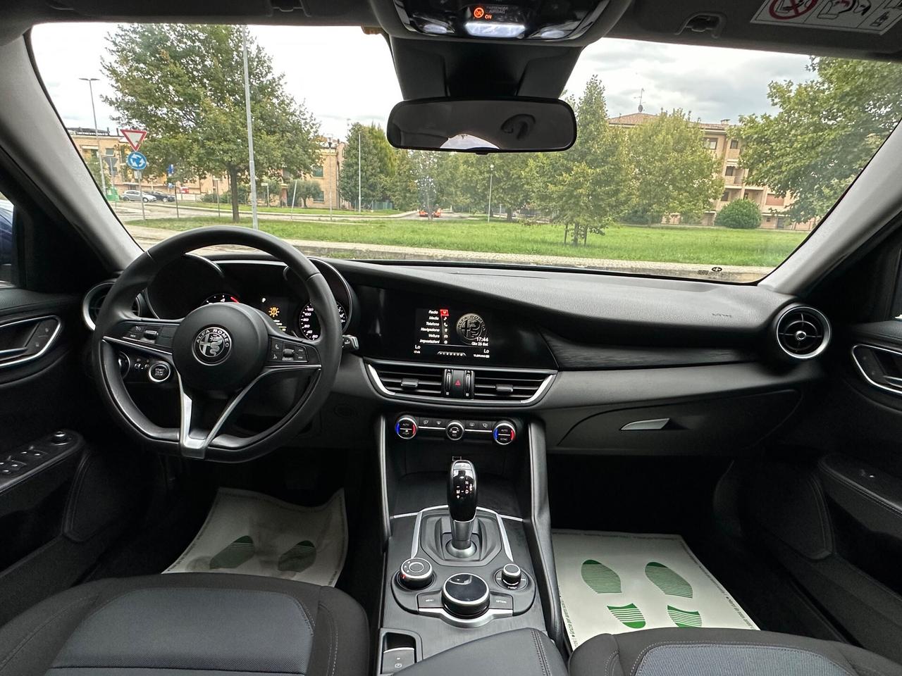 Alfa Romeo Giulia 2.2 Turbodiesel 180 CV AT8 Eco Business
