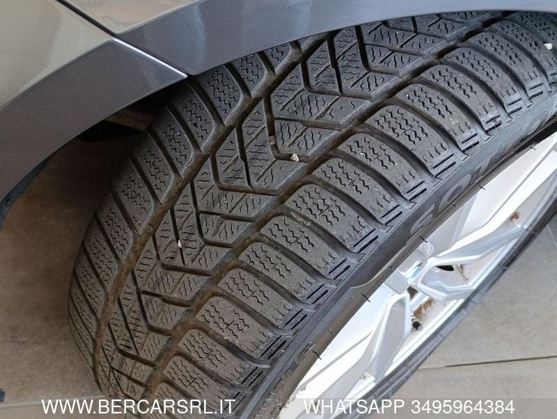 BMW Serie 3 318i Touring Business Advantage