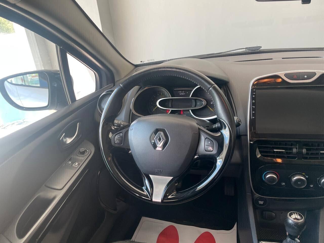 Renault Clio - Distribuzione eseguita e CarPlay