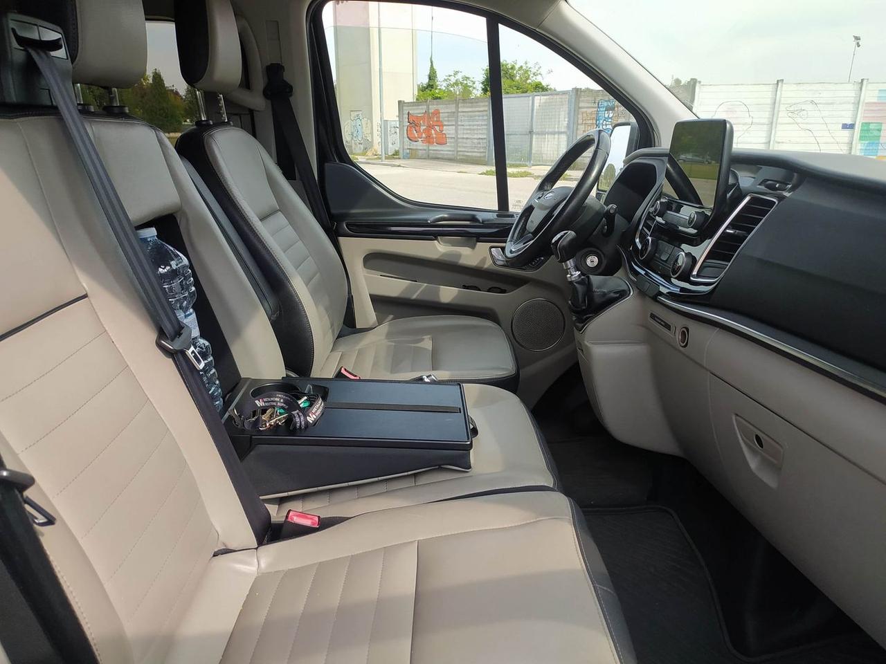 Ford Tourneo Custom titanium #50581