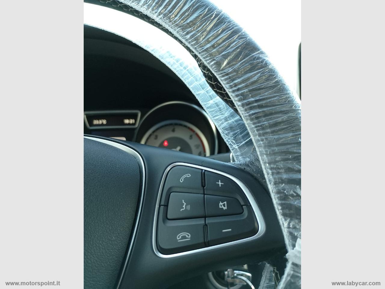 MERCEDES-BENZ GLA 180 d Automatic Sport *TETTO *PELLE