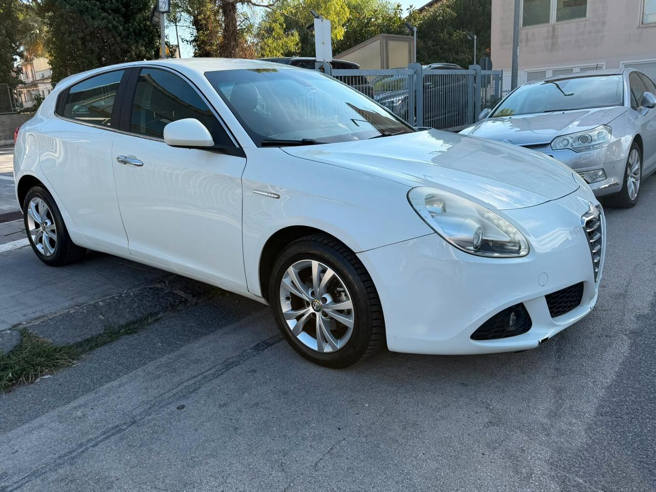 Alfa Romeo Giulietta 1.6 JTDm-2 105 CV Distinctive