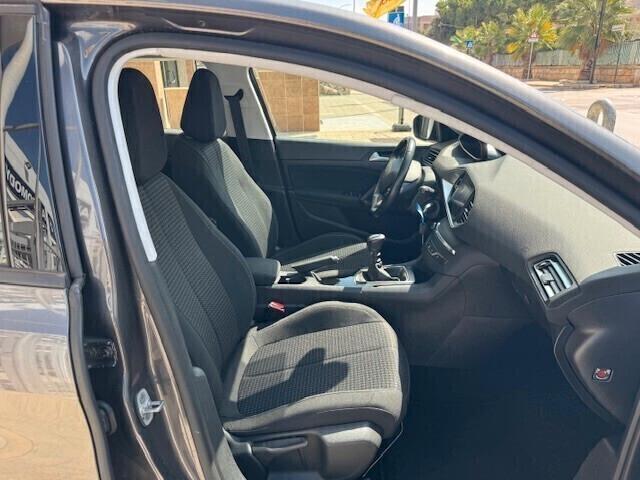 Peugeot 308 BlueHDi 130 S&S SW Navi-Carplay-led-Pdc