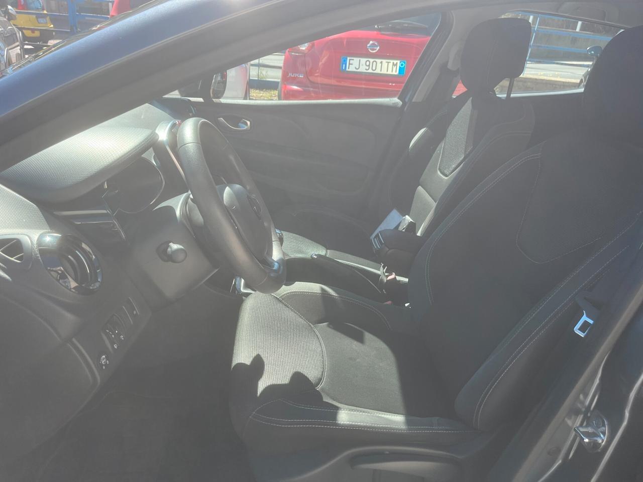 Renault Clio TCe 12V 90 CV GPL 5 porte Moschino Intens