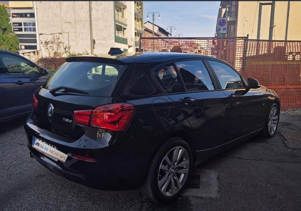 BMW Serie 1 5 Porte 118d Advantage 5p auto