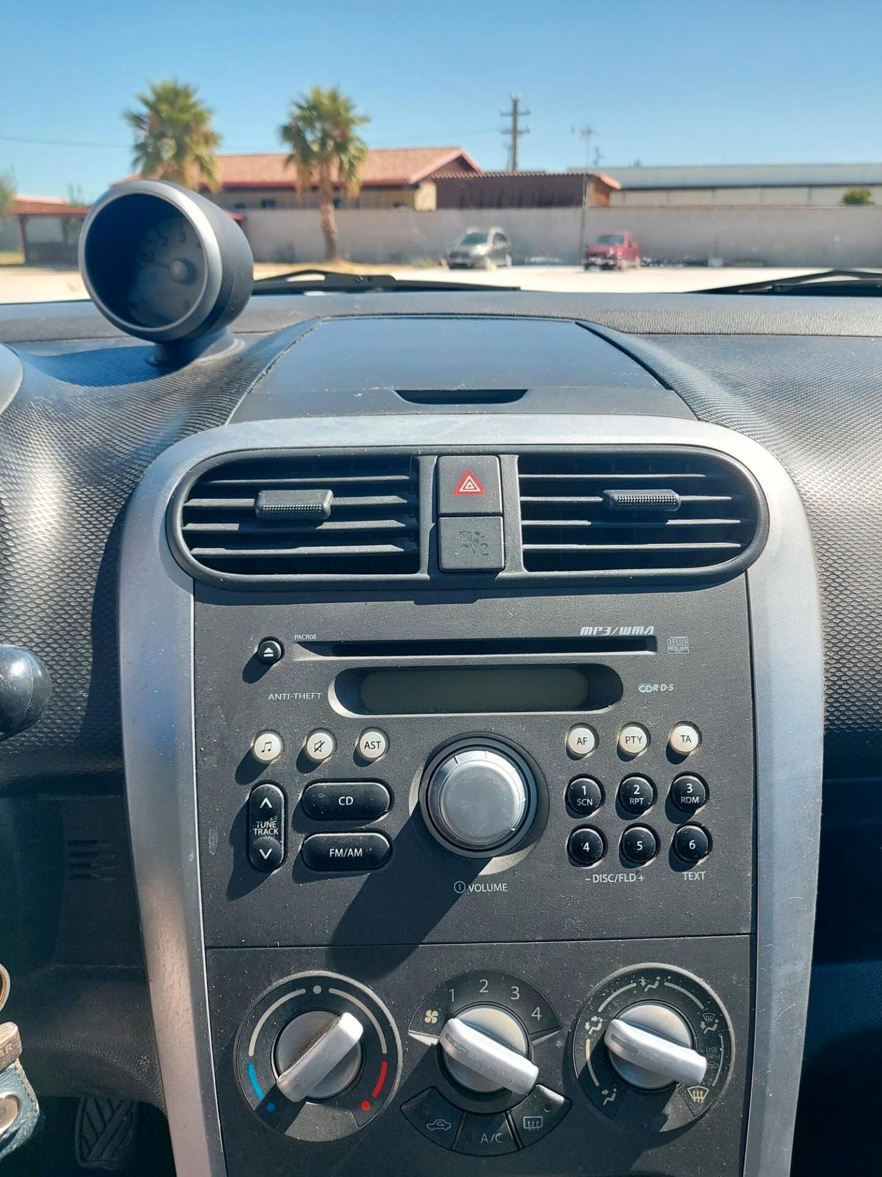 Suzuki Splash 1.0 GLS Style