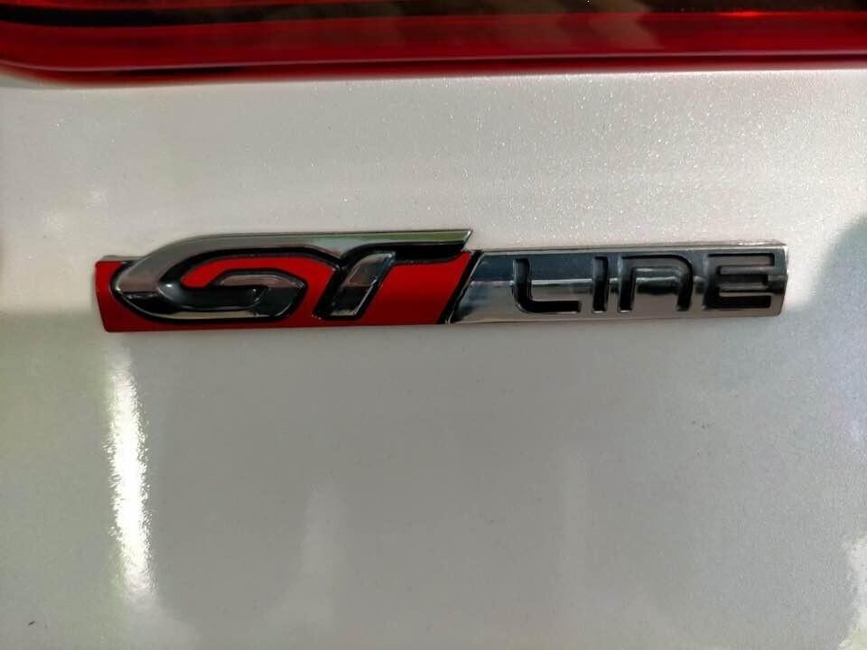 PEUGEOT 2008 1.2 PureTech 110 SeS GT LINE