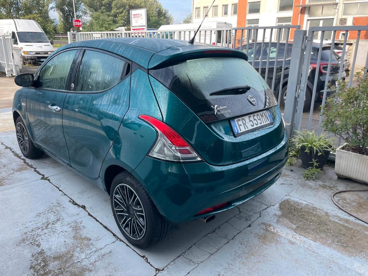 Lancia Ypsilon 1.2 69 CV 5 porte GPL Ecochic Platinum