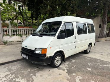 Ford Transit 2.5d 9 posti Classic