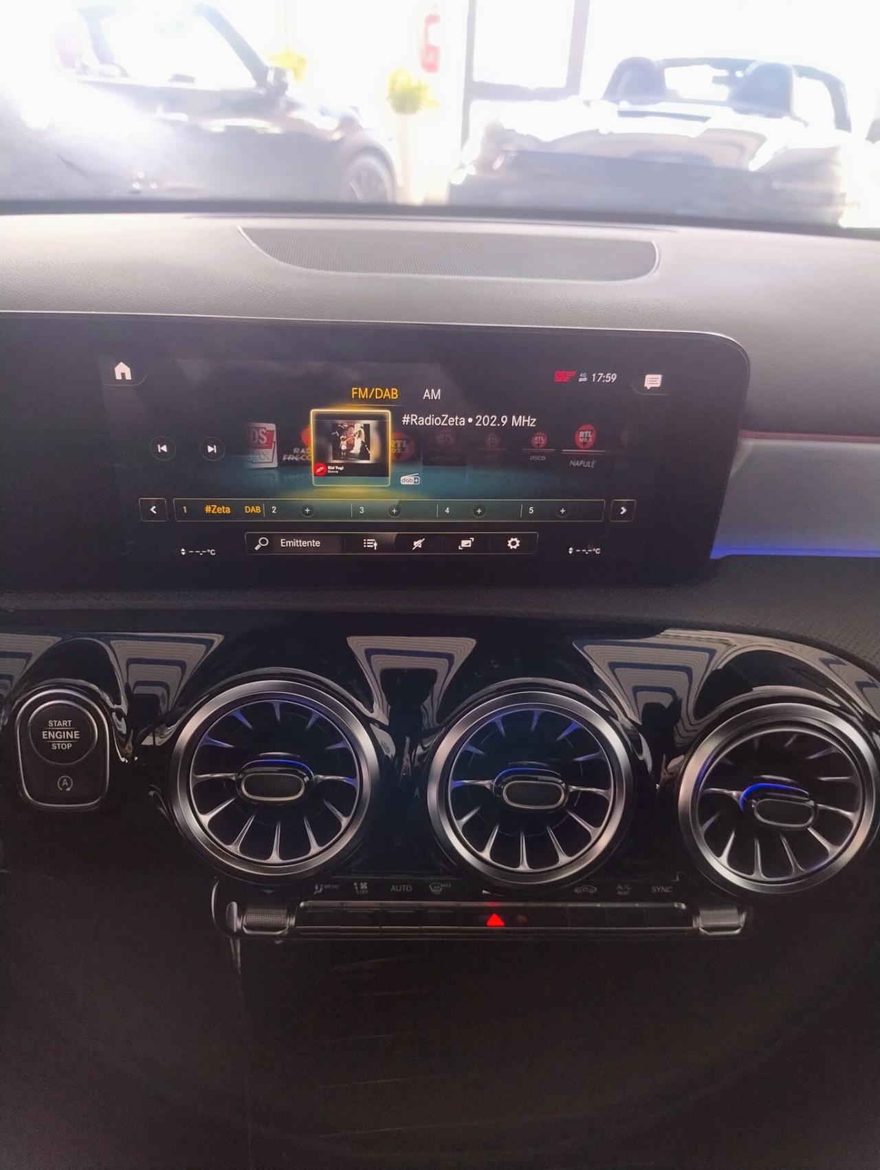 Mercedes-benz A 180 d Automatic Premium Amg-Line