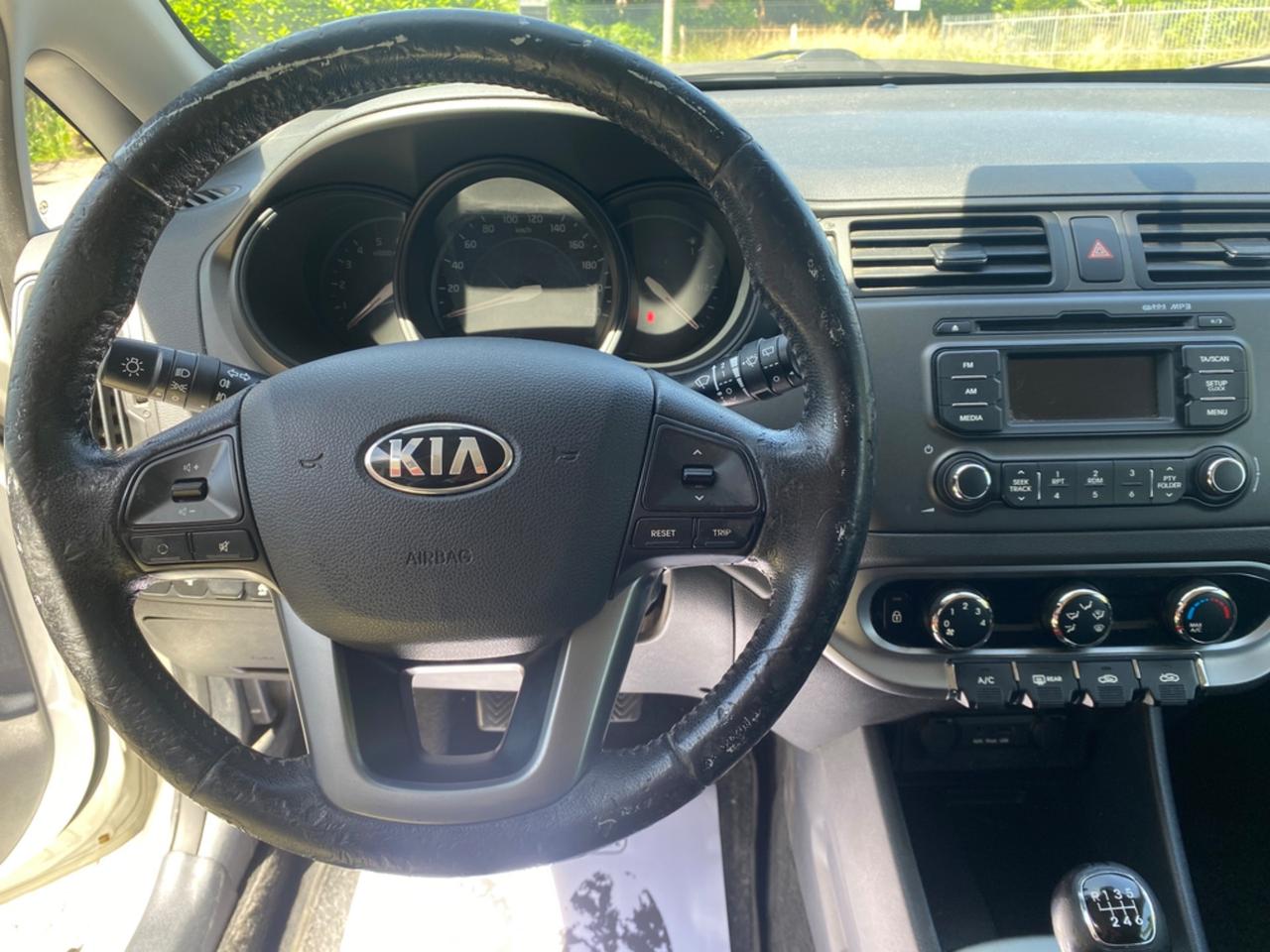 Kia Rio 1.1 CRDi WGT 3p. EX