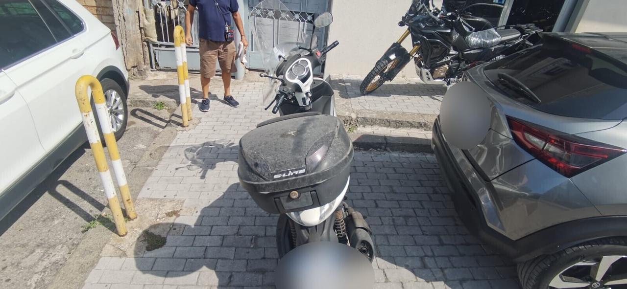 Piaggio Beverly 350 DEL 2013 PER COMMERCIANTI