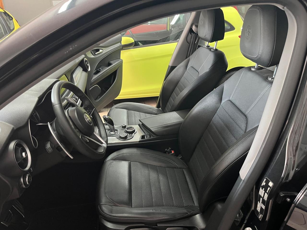 Alfa Romeo Stelvio 2.2 210 CV AT8 Q4 Executive