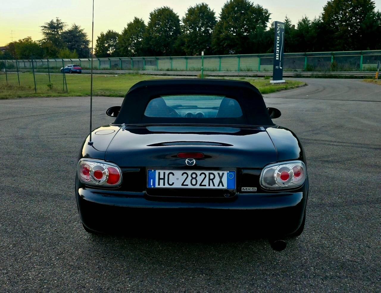 Mazda MX5 NBFL 1.8i 16V