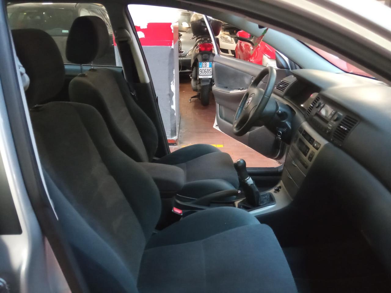 Toyota Corolla 1.4 16V Station Wagon € 4 Benzina