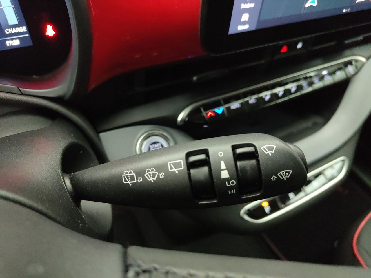 FIAT 500e 500E 118CV 320KM RED