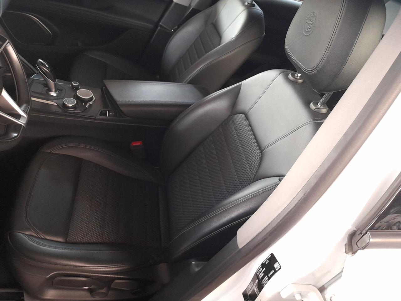 Alfa Romeo Stelvio 2.2 Turbodiesel 180 CV AT8 Q4 Executive