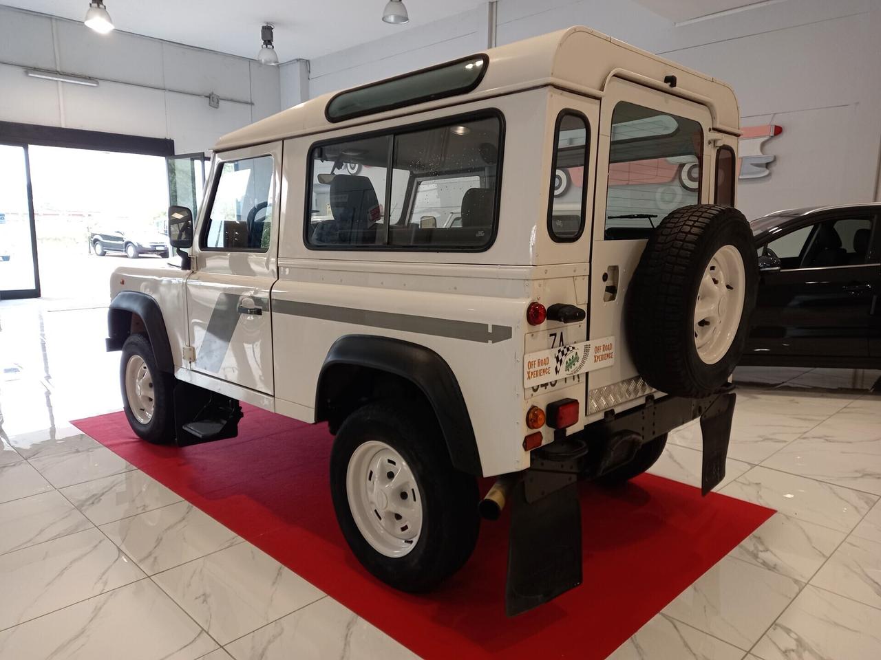 Land Rover Defender 90 2.5 Tdi 300 6 posti UNICO PROPRIETARIO