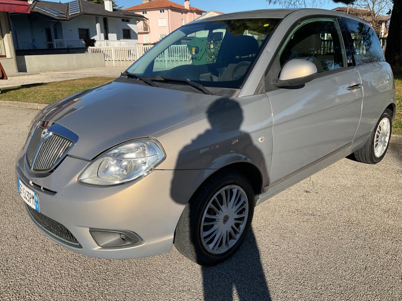 Lancia Ypsilon 1.2 69 CV Diva