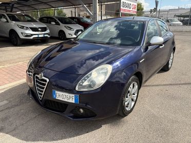 Alfa Romeo Giulietta 2.0 JTDm Distinctive 2011