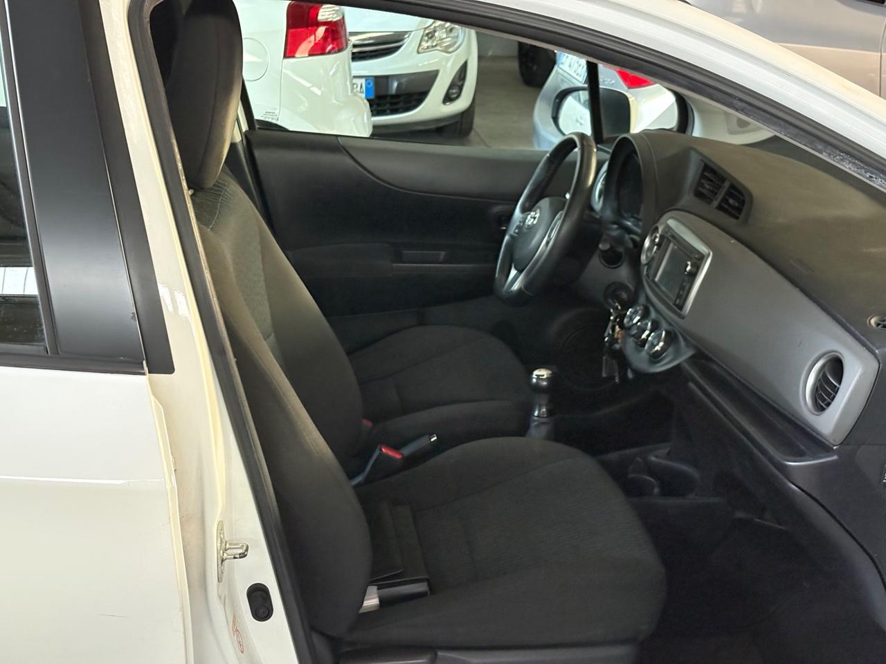 Toyota Yaris 1.0 5 porte GPL