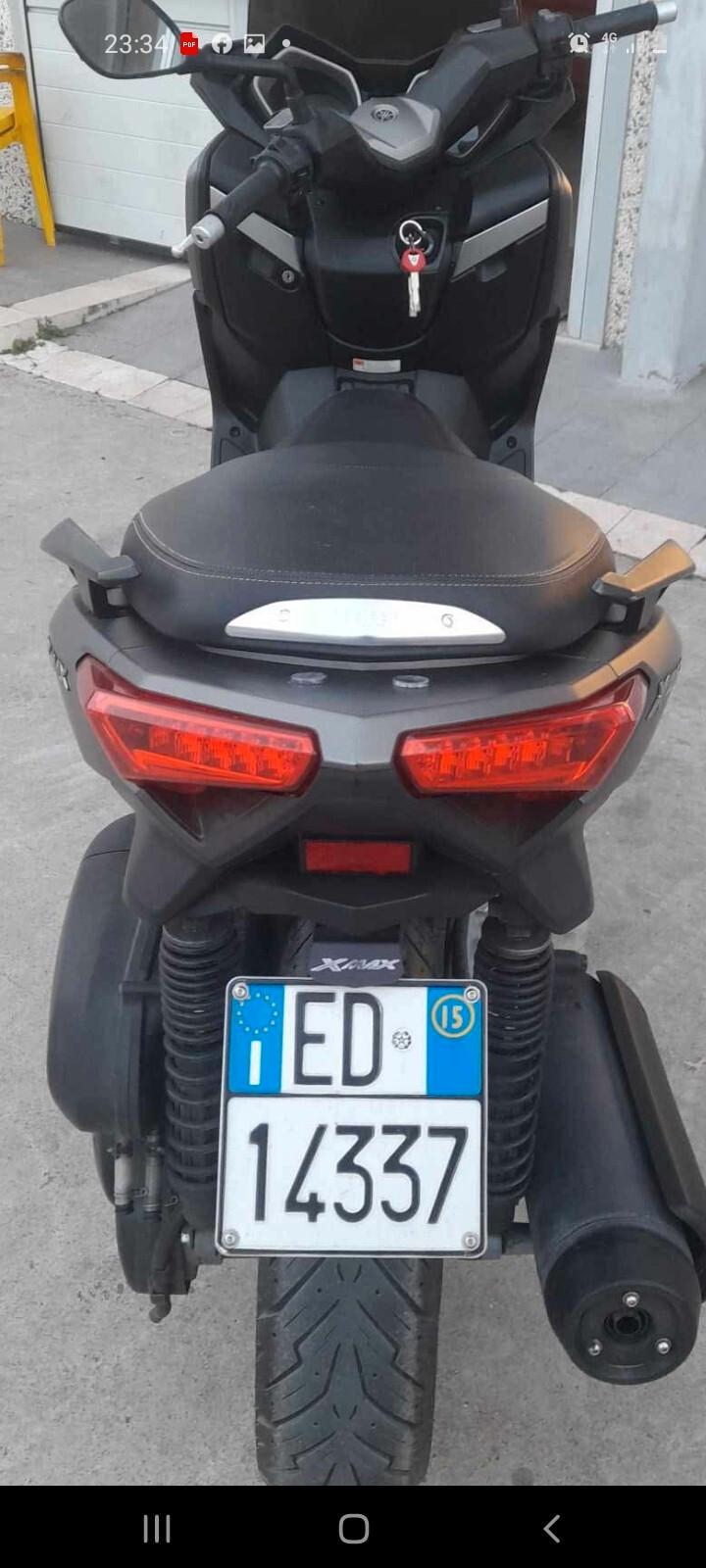 Yamaha X-Max 250