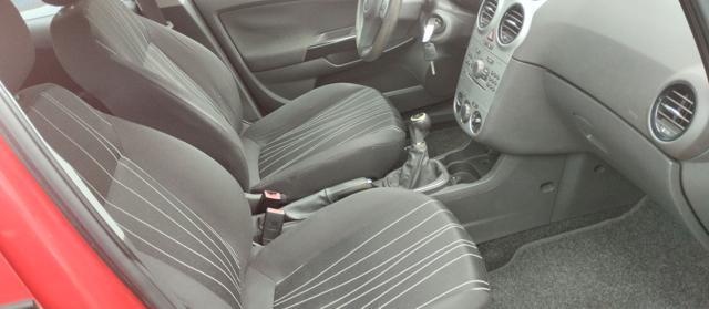 OPEL Corsa 1.2 5 porte Club