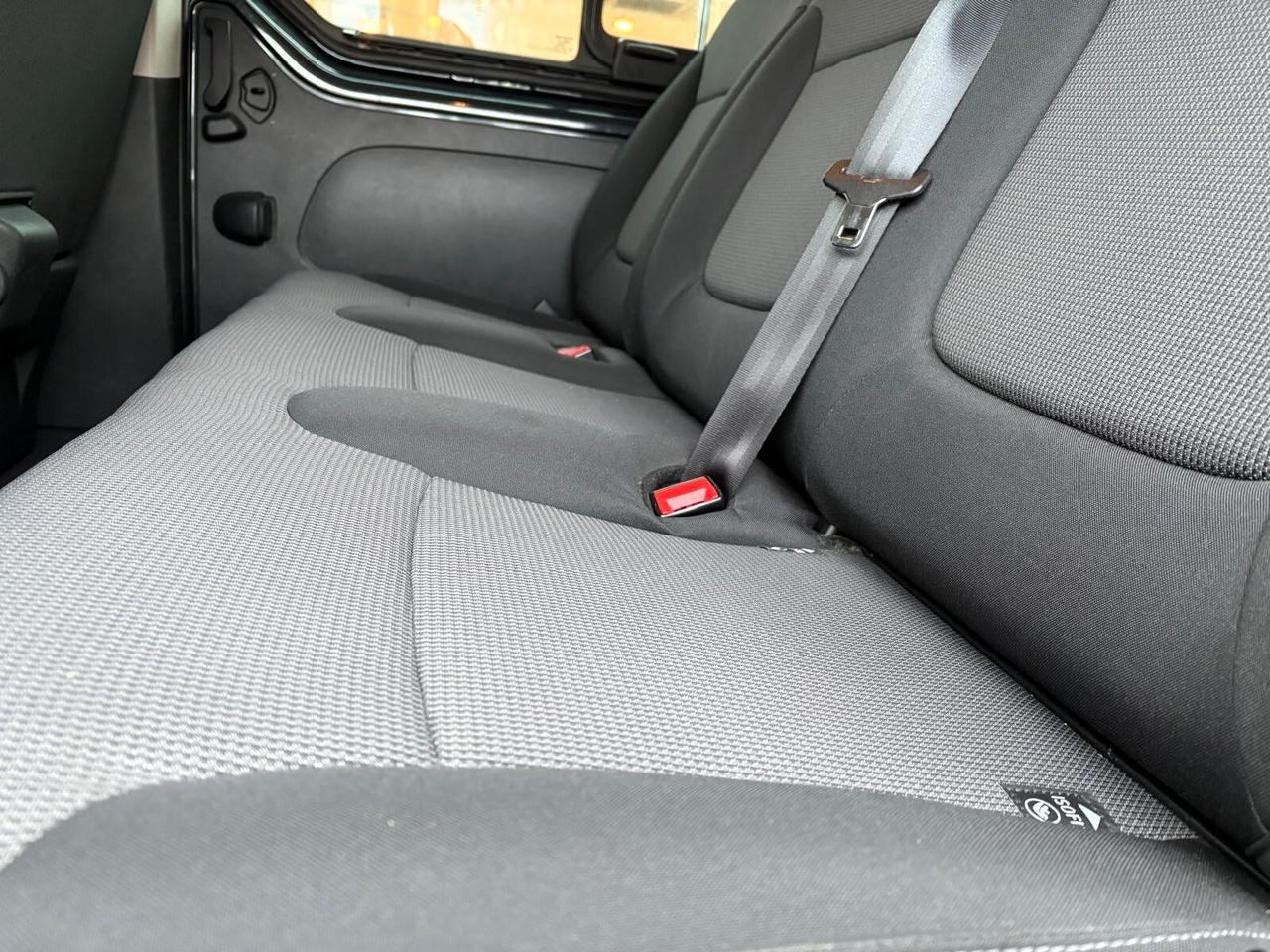 Nissan Primastar BUS 2.0 dCi 150CV PL-TN 9 posti