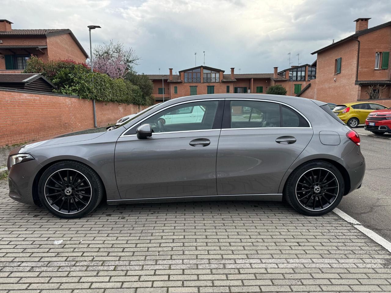 Mercedes-benz A 180 A 180 d Automatic Sport