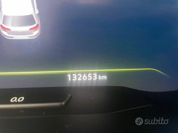 Volkswagen Golf GTI Performance 2.0 245 CV TSI DSG