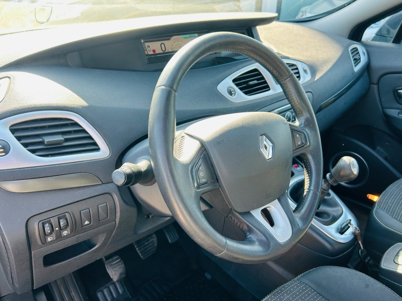 Renault Scenic Scénic X-Mod 1.5 dCi 110CV Luxe 7 POSTI