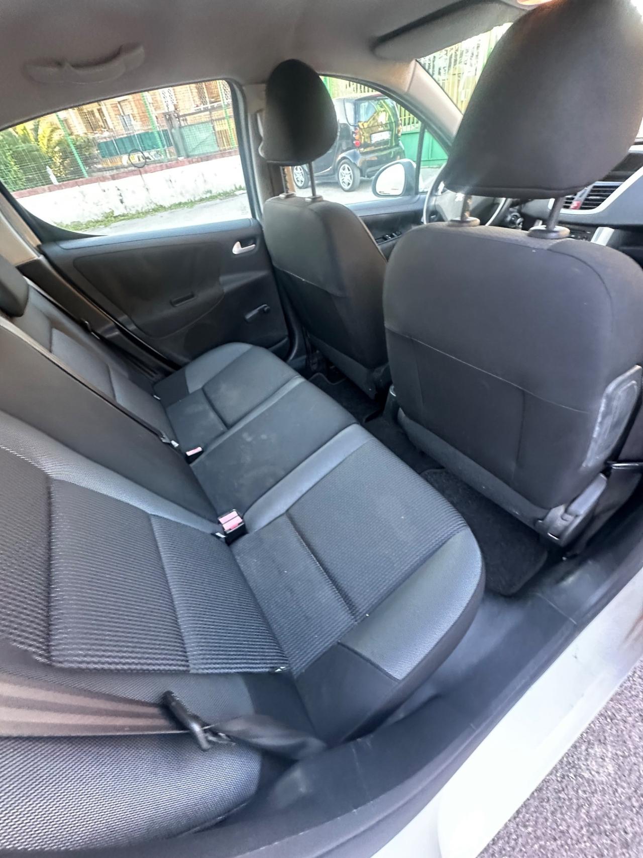 Peugeot 207 Plus 1.4 8V 75CV 5p. ECO GPL