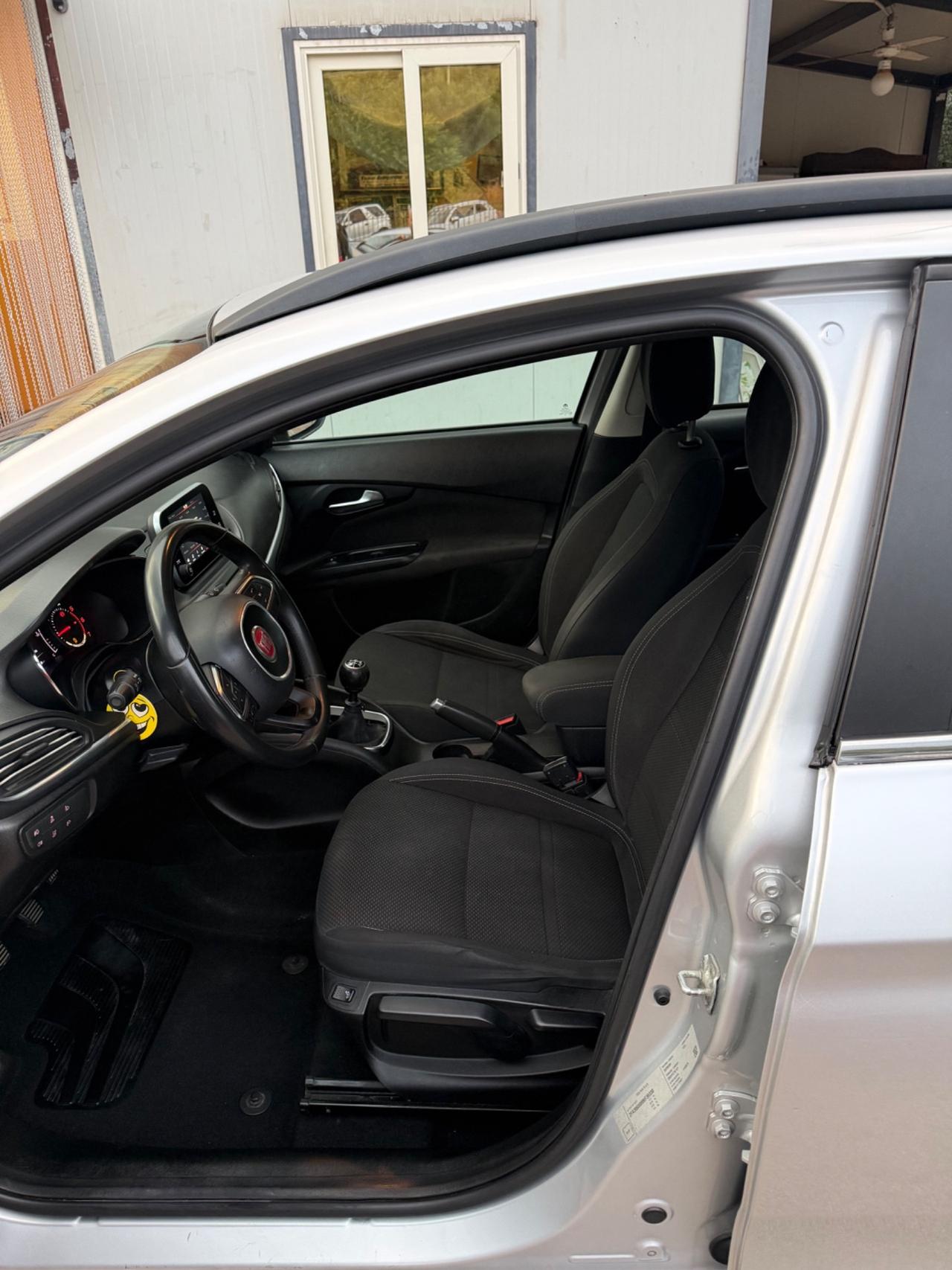 Fiat Tipo 1.6 Mjt S&S DCT SW Easy