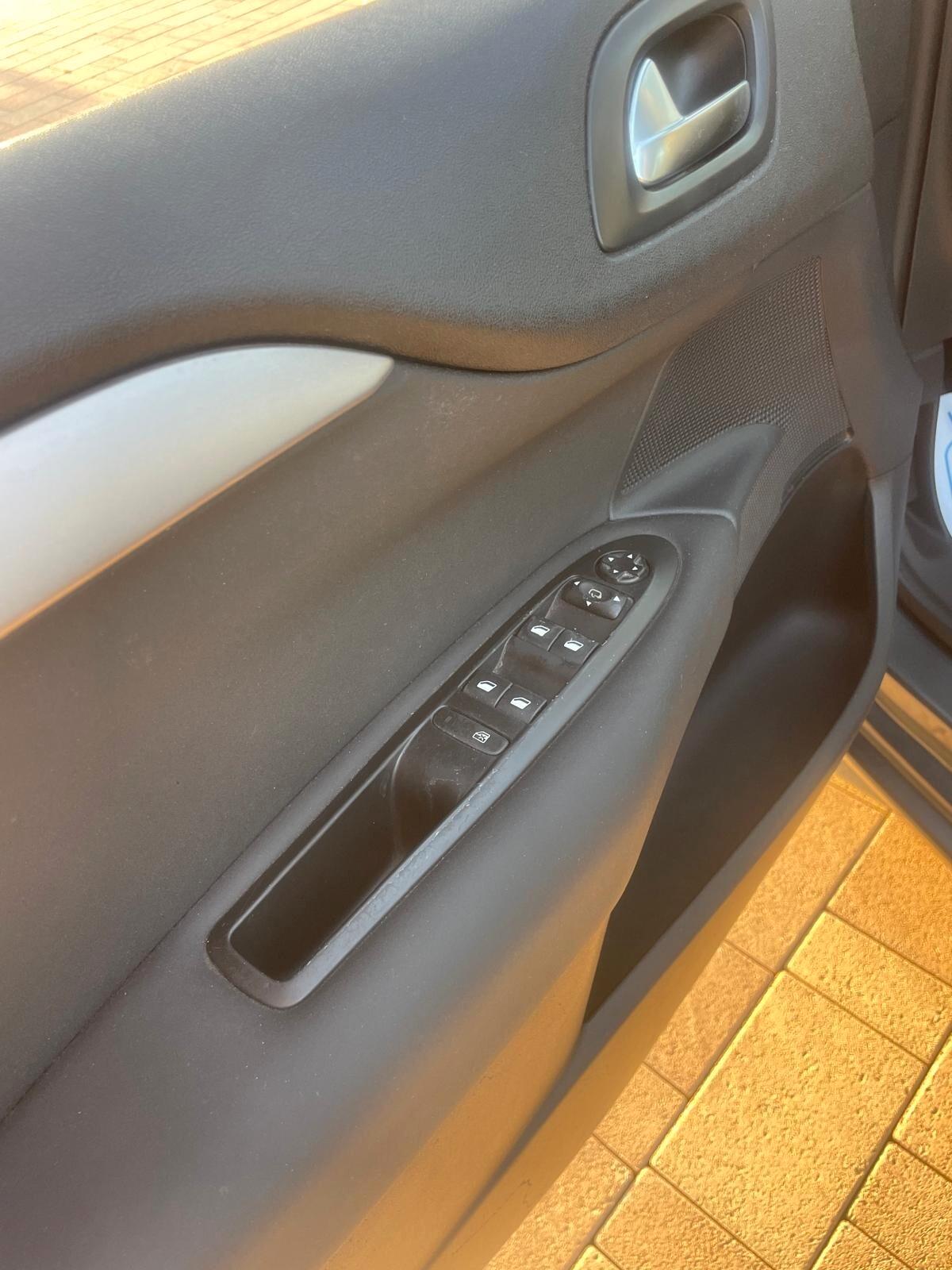 Citroen C4 "Finanziabile Senza Busta Paga"