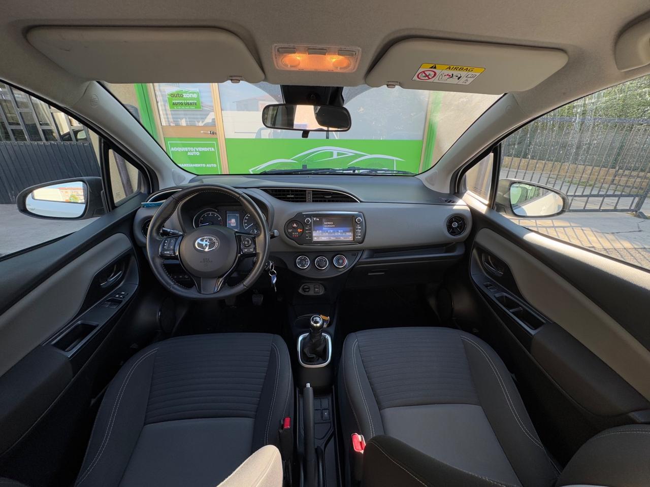 Toyota Yaris 1.0 72 CV 5 porte CONSUMI BASSI