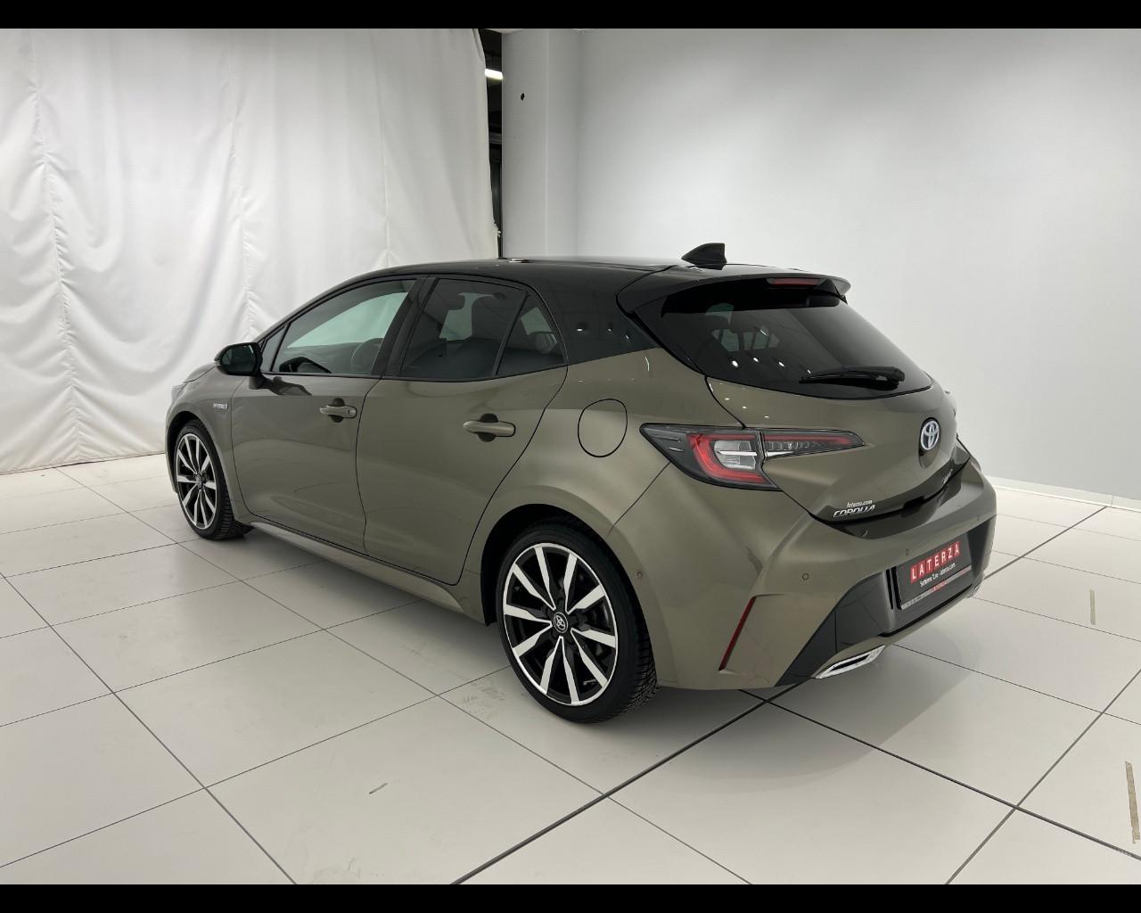 TOYOTA Corolla 2.0h Style cvt