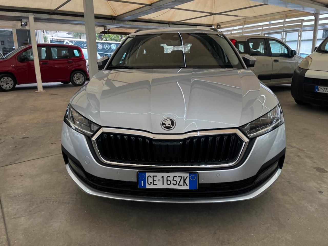 Skoda Octavia 2.0 TDI 116 CV DSG Wagon Style