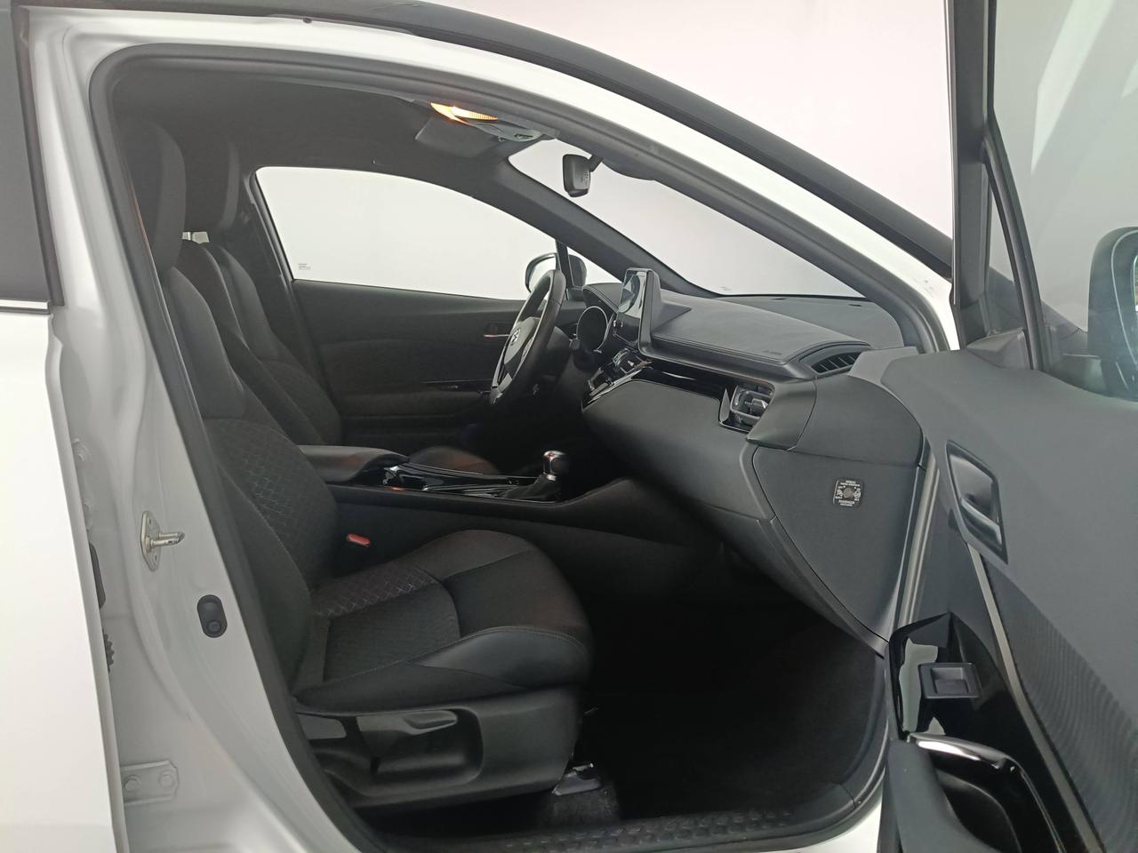 TOYOTA C-HR I 2020 - C-HR 2.0h Trend e-cvt