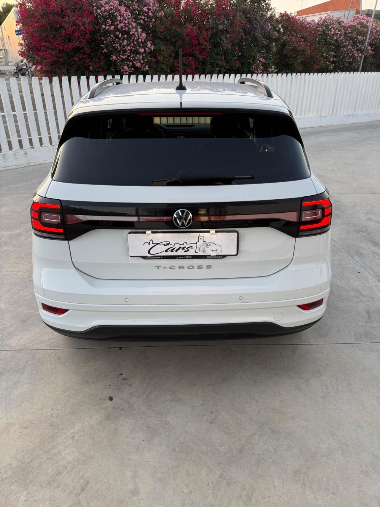 Volkswagen T-Cross 1.0 TSI RLINE