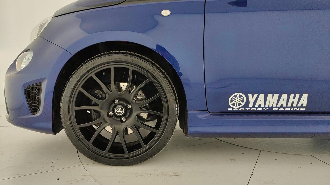 ABARTH 595 2016 - 595 1.4 t-jet Yamaha monster energy 165cv