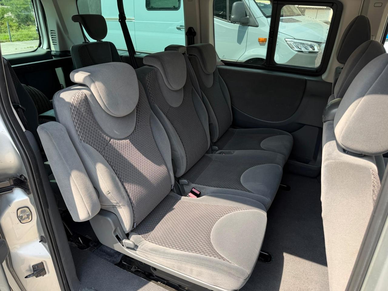 Peugeot Expert 9 posti 2.0cc 163Cv Doppio Treno di gomme